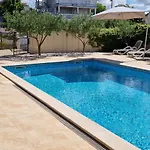 Villa Martina S Bazenom,5 Soba *