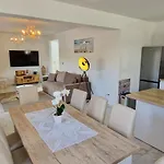Villa Martina S Bazenom,5 Soba *