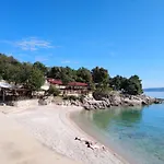 Martina S Bazenom,5 Soba Villa Pinezići