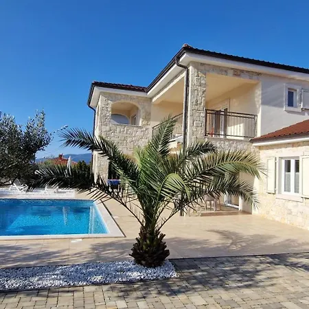 Villa Martina S Bazenom,5 Soba